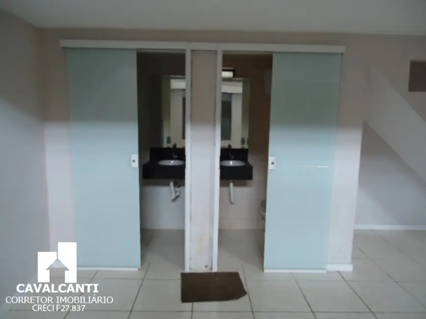 Loja com 3 quartos à venda e para alugar, 350m2 em São Pedro, Sao Jose Dos Pinhais - PR - imagem 4 Foto 4 de Loja com 3 quartos à venda e para alugar, 350m2 em São Pedro, Sao Jose Dos Pinhais - PR