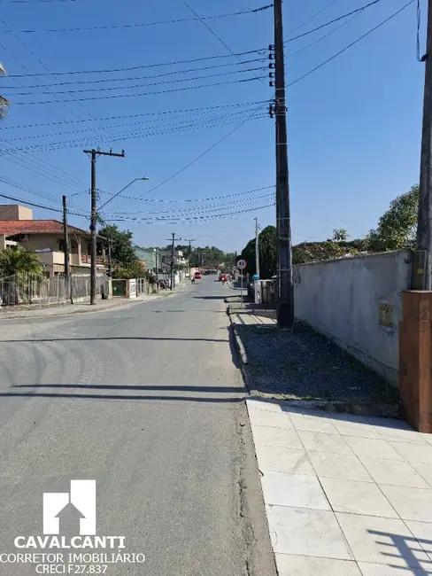 Foto 2 de Casa com 2 quartos à venda, 130m2 em Profipo, Joinville - SC