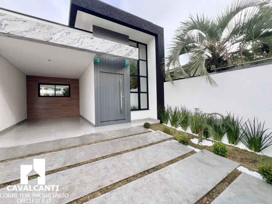 Casa com 4 quartos à venda, 160m2 em Centro, Sao Jose Dos Pinhais - PR - imagem 2 Foto 2 de Casa com 4 quartos à venda, 160m2 em Centro, Sao Jose Dos Pinhais - PR