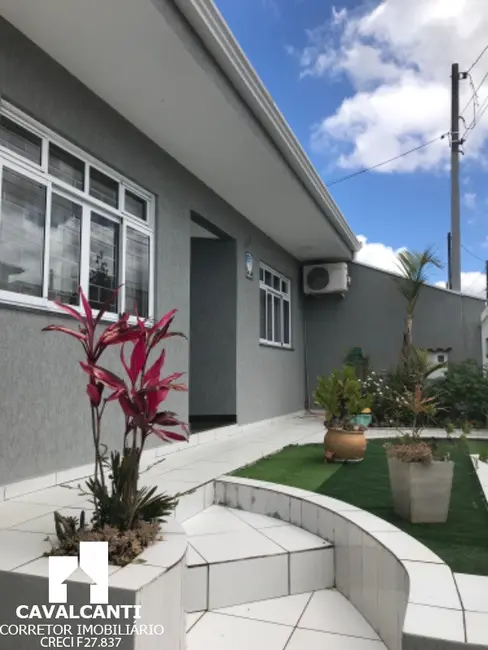 Foto 2 de Casa com 3 quartos para alugar, 300m2 em Aviação, Sao Jose Dos Pinhais - PR