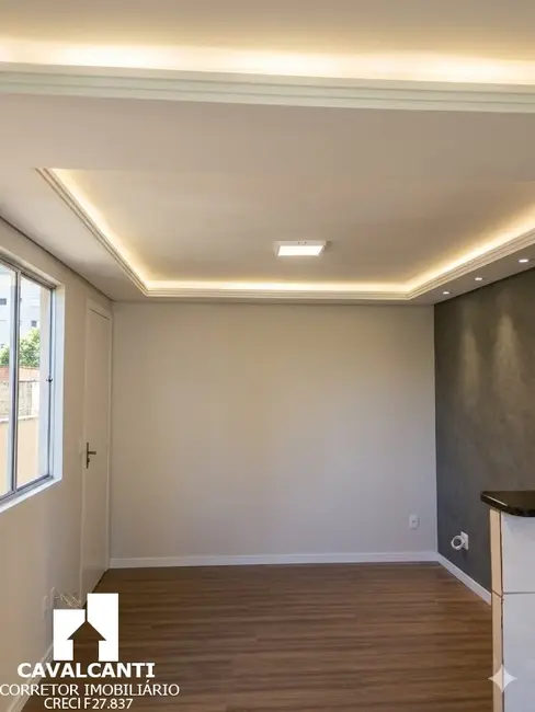 Foto 2 de Apartamento com 2 quartos à venda, 45m2 em Santo Antônio, Sao Jose Dos Pinhais - PR