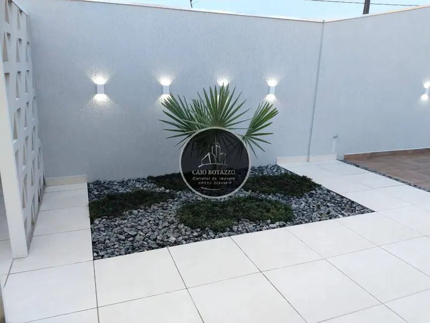 Foto 2 de Casa com 3 quartos à venda, 354m2 em Flórida, Praia Grande - SP