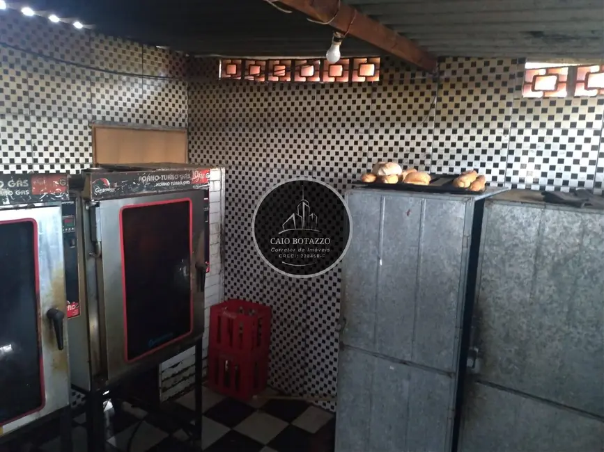 Foto 3 de Sala Comercial à venda em Mongagua - SP