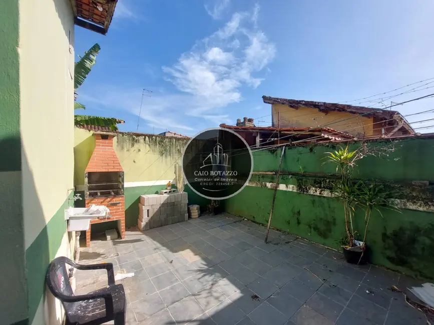 Casa com 2 quartos à venda e para alugar em Mongagua - SP - imagem 2 Foto 2 de Casa com 2 quartos à venda e para alugar em Mongagua - SP