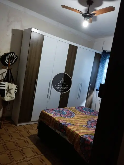 Foto 6 de Casa com 2 quartos à venda, 180m2 em Mongagua - SP