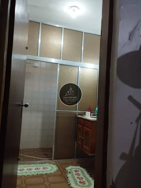 Foto 5 de Casa com 2 quartos à venda, 180m2 em Mongagua - SP