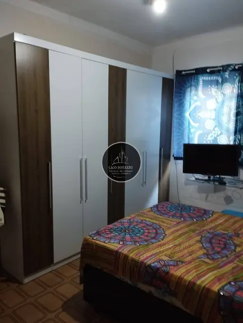 Foto 4 de Casa com 2 quartos à venda, 180m2 em Mongagua - SP