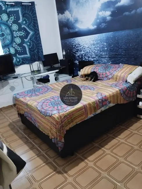 Foto 2 de Casa com 2 quartos à venda, 180m2 em Mongagua - SP