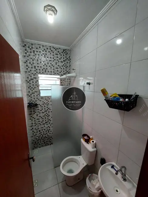Casa com 2 quartos à venda e para alugar, 70m2 em Mongagua - SP - imagem 5 Foto 5 de Casa com 2 quartos à venda e para alugar, 70m2 em Mongagua - SP