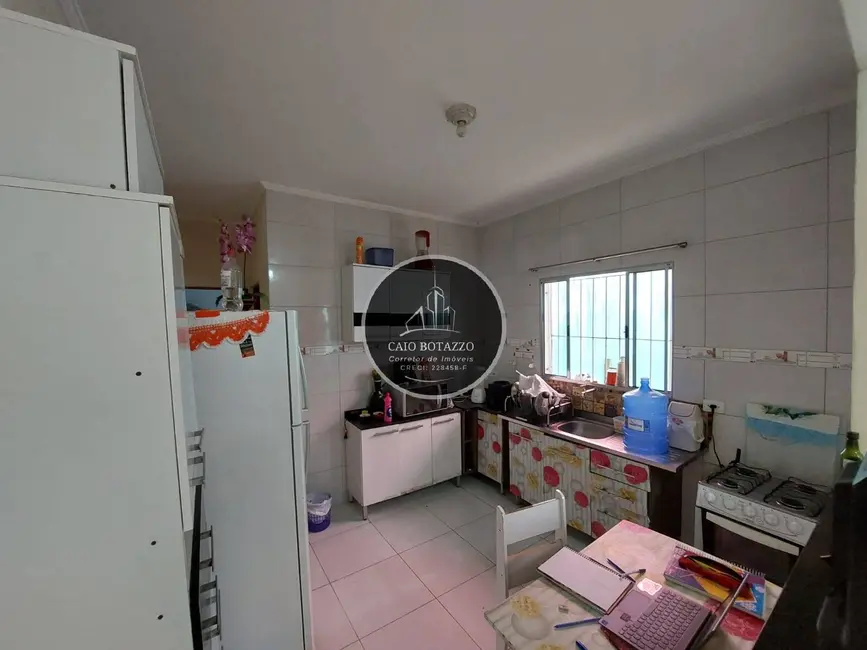 Casa com 2 quartos à venda e para alugar, 70m2 em Mongagua - SP - imagem 8 Foto 8 de Casa com 2 quartos à venda e para alugar, 70m2 em Mongagua - SP