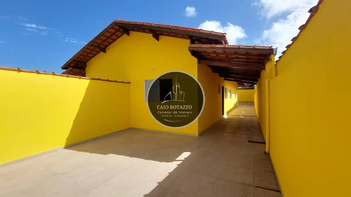 Foto 9 de Casa com 2 quartos à venda, 75m2 em Mongagua - SP