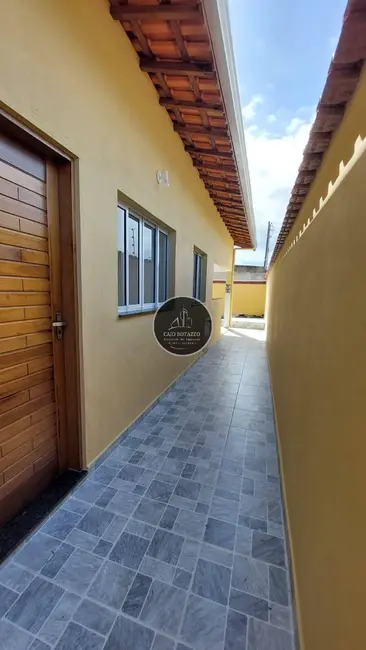 Foto 3 de Casa com 3 quartos à venda, 83m2 em Mongagua - SP