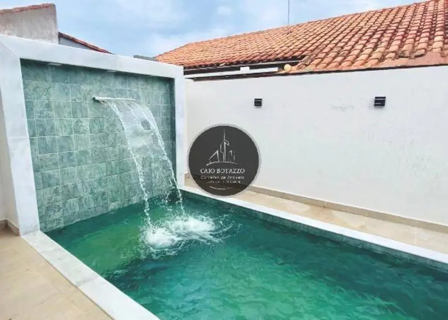 Foto 1 de Casa com 3 quartos à venda, 76m2 em Itanhaem - SP