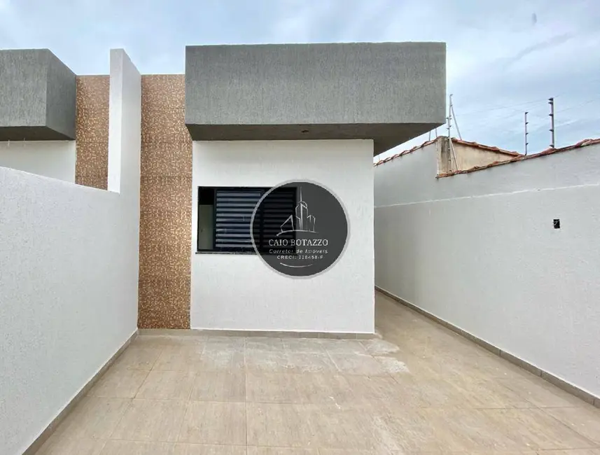 Foto 5 de Casa com 3 quartos à venda, 76m2 em Itanhaem - SP
