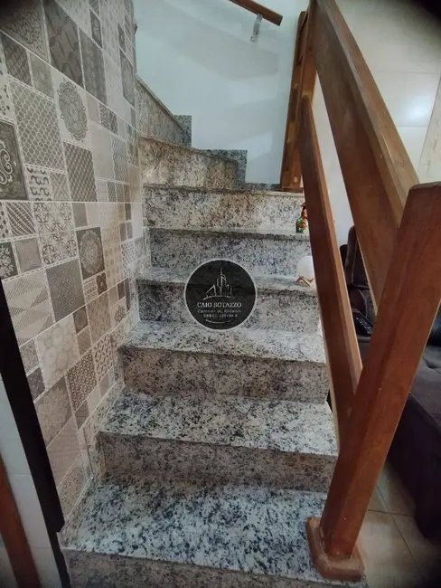 Foto 6 de Sobrado com 2 quartos à venda, 75m2 em Mongagua - SP