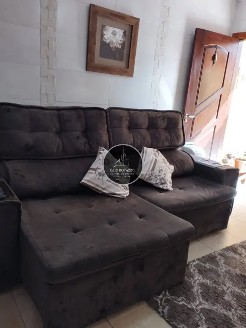 Foto 2 de Sobrado com 2 quartos à venda, 75m2 em Mongagua - SP