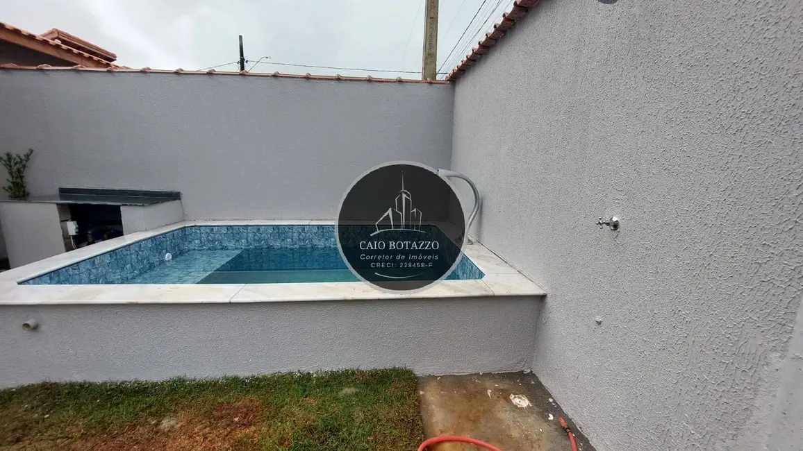 Foto 9 de Casa com 2 quartos à venda em Itanhaem - SP