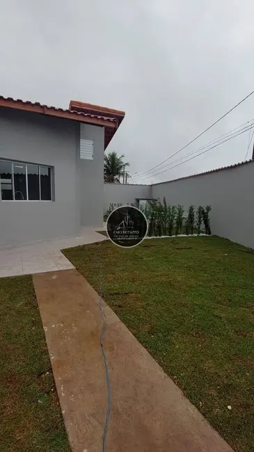 Foto 4 de Casa com 2 quartos à venda em Itanhaem - SP