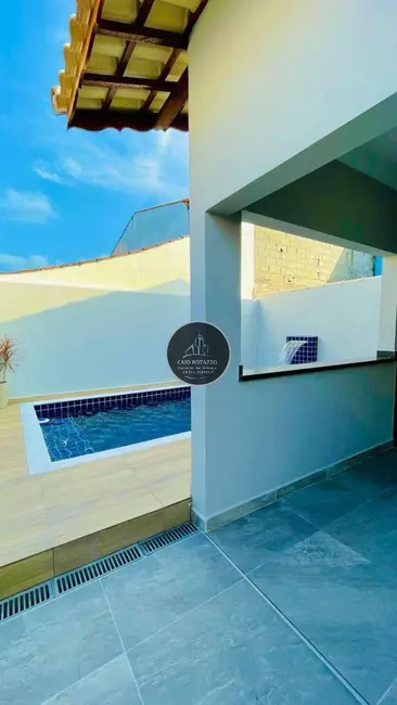 Foto 9 de Casa com 2 quartos à venda, 77m2 em Itanhaem - SP