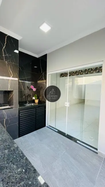 Foto 4 de Casa com 2 quartos à venda, 77m2 em Itanhaem - SP