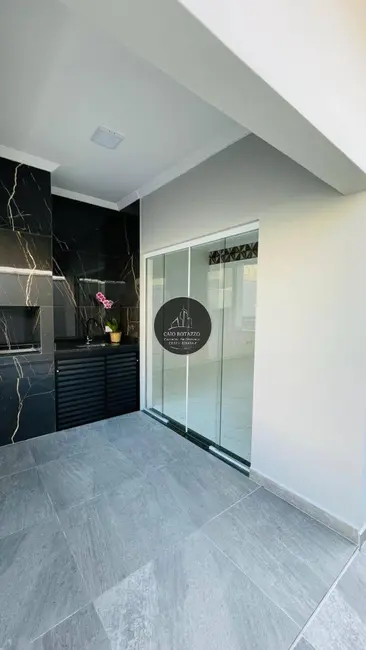 Foto 5 de Casa com 2 quartos à venda, 77m2 em Itanhaem - SP