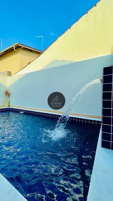 Foto 3 de Casa com 2 quartos à venda, 77m2 em Itanhaem - SP