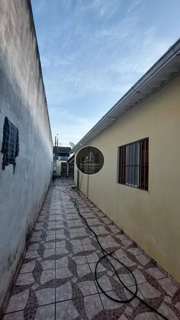 Foto 4 de Casa com 2 quartos à venda em Mongagua - SP