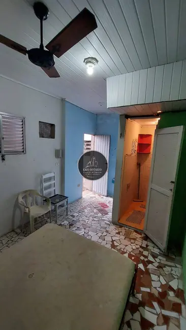 Foto 3 de Casa com 4 quartos à venda, 134m2 em Princesa, Praia Grande - SP
