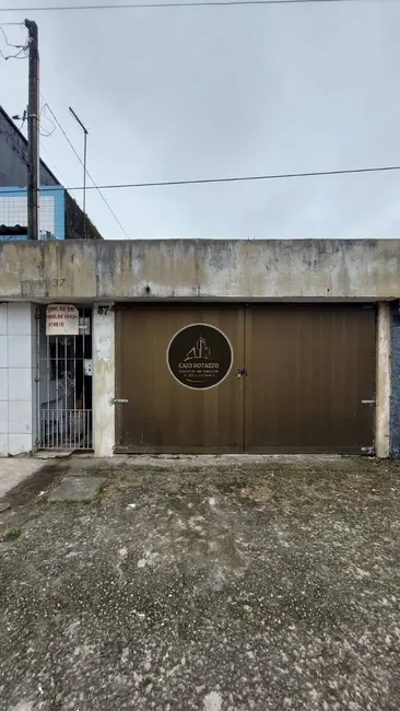 Foto 1 de Casa com 4 quartos à venda, 134m2 em Princesa, Praia Grande - SP