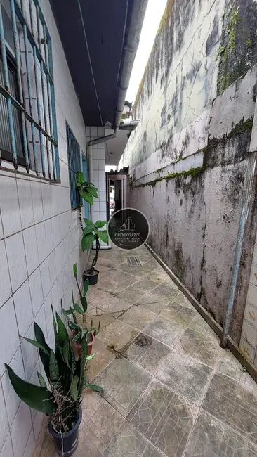 Foto 7 de Casa com 4 quartos à venda, 134m2 em Princesa, Praia Grande - SP