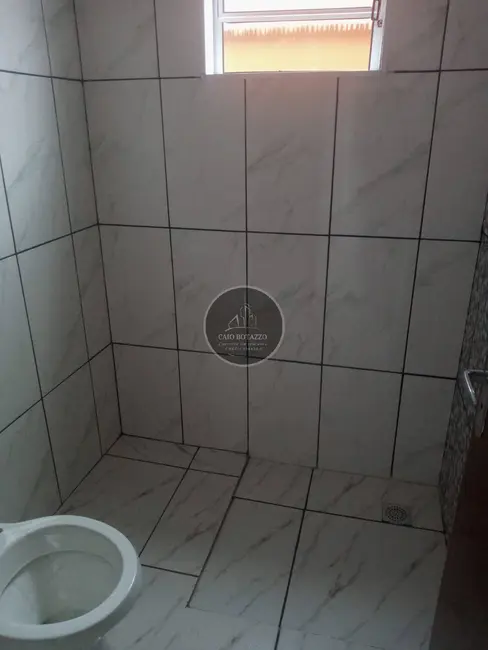 Foto 4 de Casa com 2 quartos à venda, 80m2 em Mongagua - SP