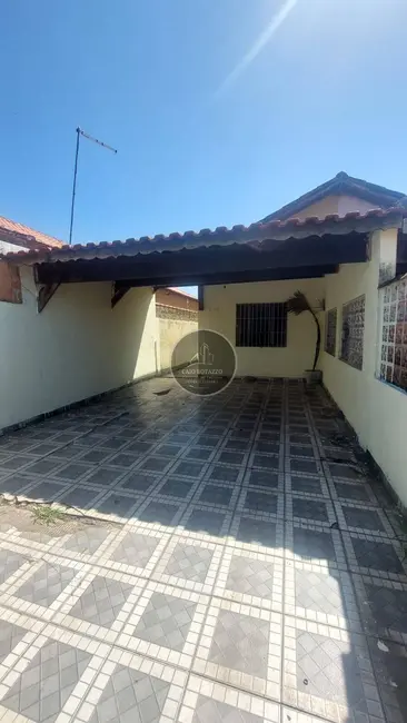 Foto 1 de Casa com 2 quartos à venda, 56m2 em Mongagua - SP