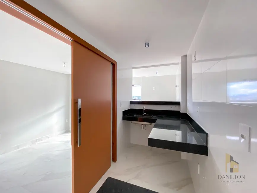 Apartamento com 2 quartos à venda, 65m2 em Centro, Guarapari - ES - imagem 3 Foto 3 de Apartamento com 2 quartos à venda, 65m2 em Centro, Guarapari - ES