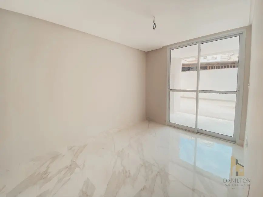 Apartamento com 2 quartos à venda, 72m2 em Centro, Guarapari - ES - imagem 3 Foto 3 de Apartamento com 2 quartos à venda, 72m2 em Centro, Guarapari - ES