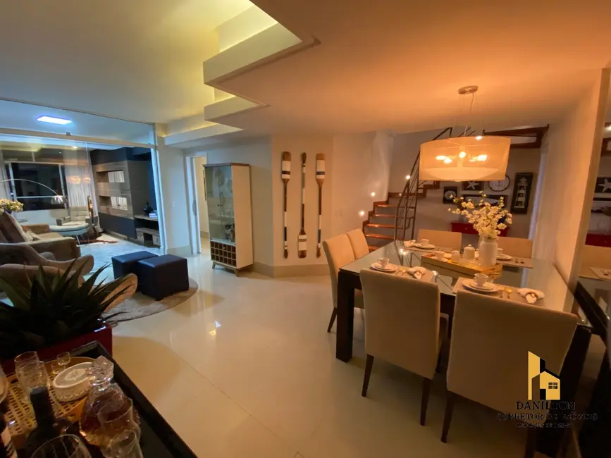 Foto 2 de Apartamento com 3 quartos à venda, 187m2 em Centro, Guarapari - ES