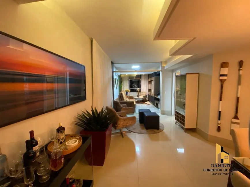 Apartamento com 3 quartos à venda, 187m2 em Centro, Guarapari - ES - imagem 3 Foto 3 de Apartamento com 3 quartos à venda, 187m2 em Centro, Guarapari - ES