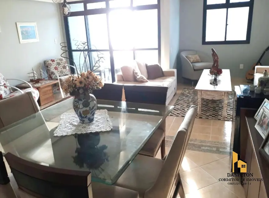 Apartamento com 3 quartos à venda, 250m2 em Praia do Morro, Guarapari - ES - imagem 5 Foto 5 de Apartamento com 3 quartos à venda, 250m2 em Praia do Morro, Guarapari - ES