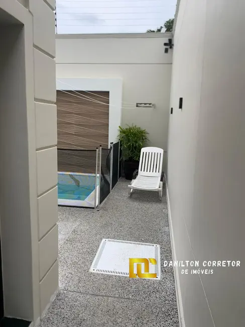 Casa de Condomínio com 3 quartos à venda, 210m2 em Praia do Morro, Guarapari - ES - imagem 5 Foto 5 de Casa de Condomínio com 3 quartos à venda, 210m2 em Praia do Morro, Guarapari - ES