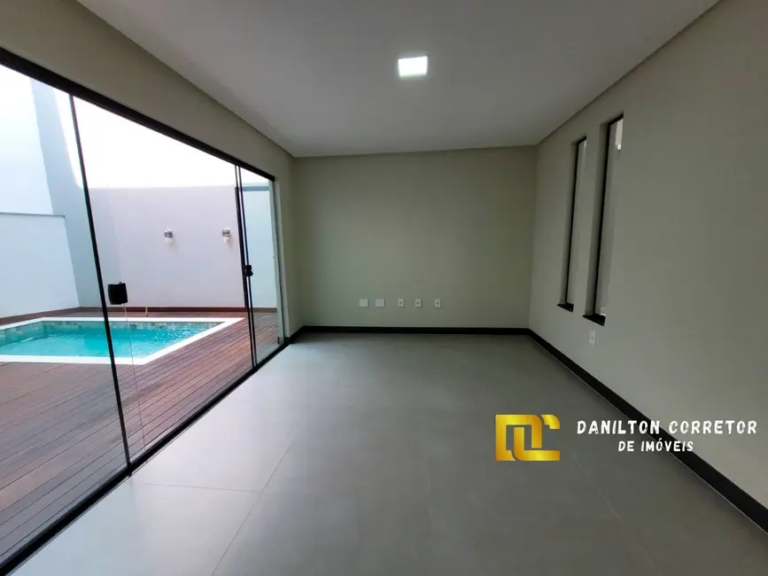Foto 5 de Casa com 4 quartos à venda, 200m2 em Praia do Morro, Guarapari - ES