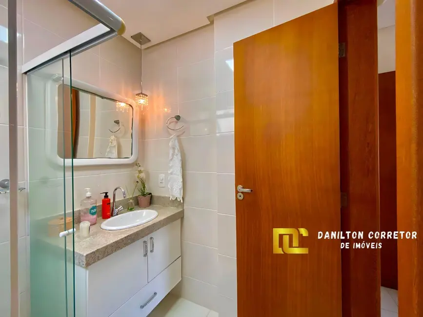 Foto 9 de Apartamento com 3 quartos à venda, 80m2 em Centro, Guarapari - ES