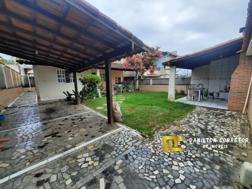 Foto 2 de Casa com 3 quartos à venda, 170m2 em Sol Nascente, Guarapari - ES