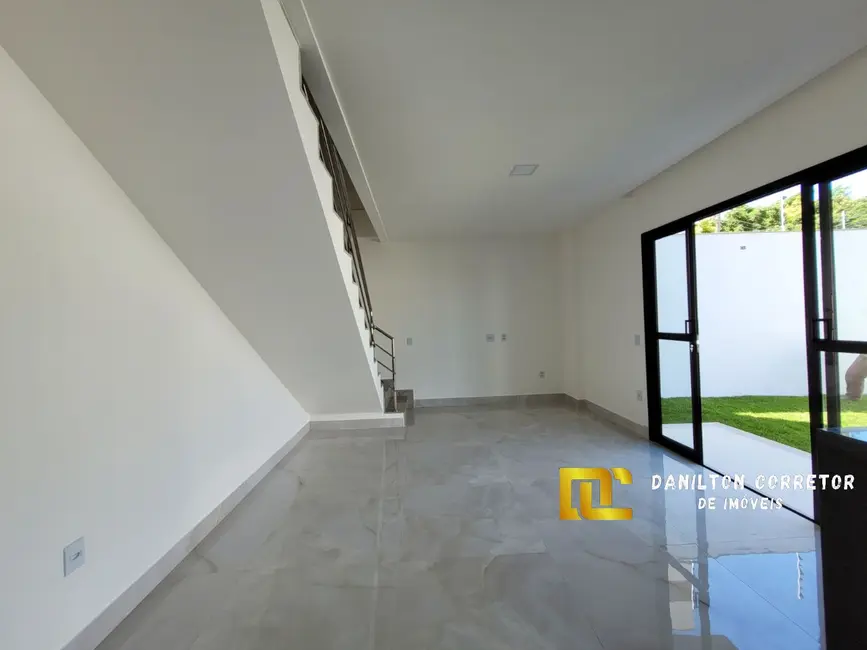 Foto 5 de Casa com 3 quartos à venda, 158m2 em Itapebussu, Guarapari - ES
