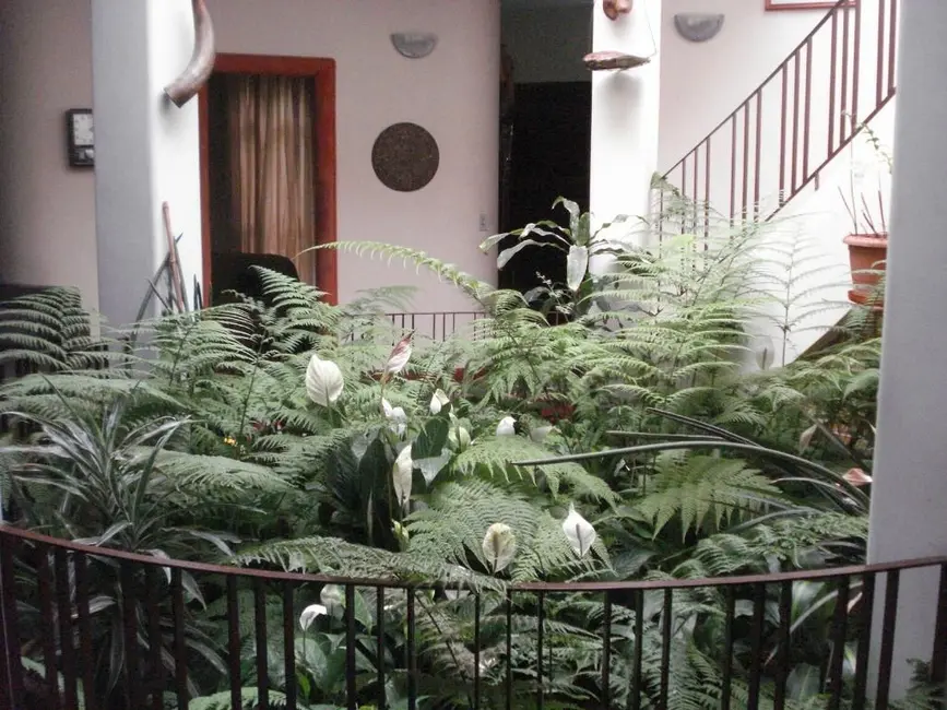 Foto 2 de Sobrado com 4 quartos à venda, 450m2 em Sumaré, São Paulo - SP