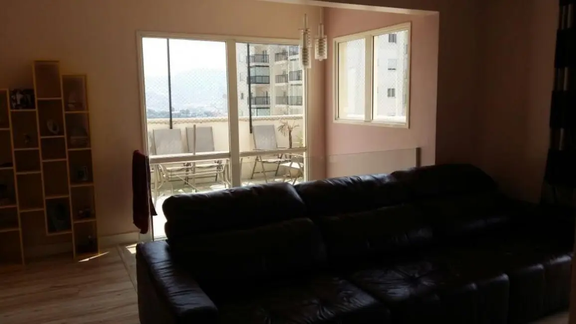 Foto 2 de Cobertura com 3 quartos à venda, 196m2 em Jardim Tupanci, Barueri - SP