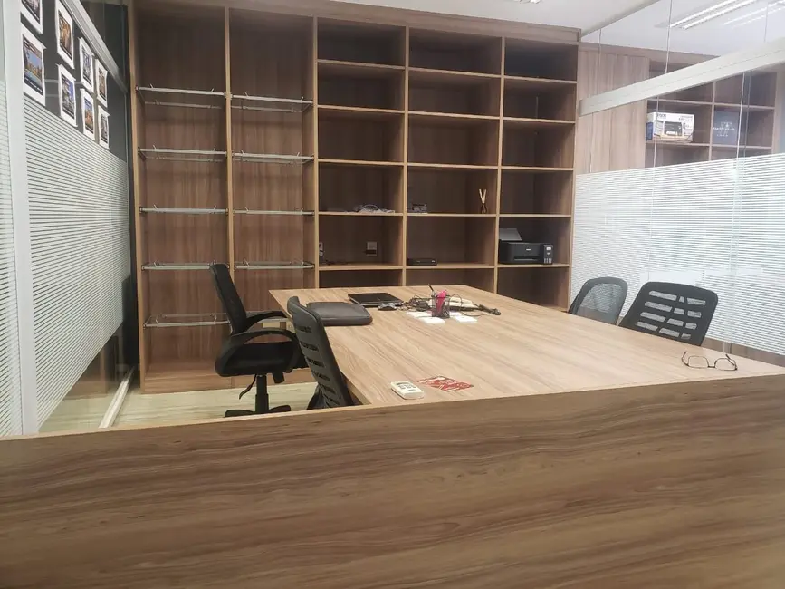 Foto 4 de Sala Comercial com 3 quartos para alugar, 56m2 em Sítio Tamboré Alphaville, Barueri - SP