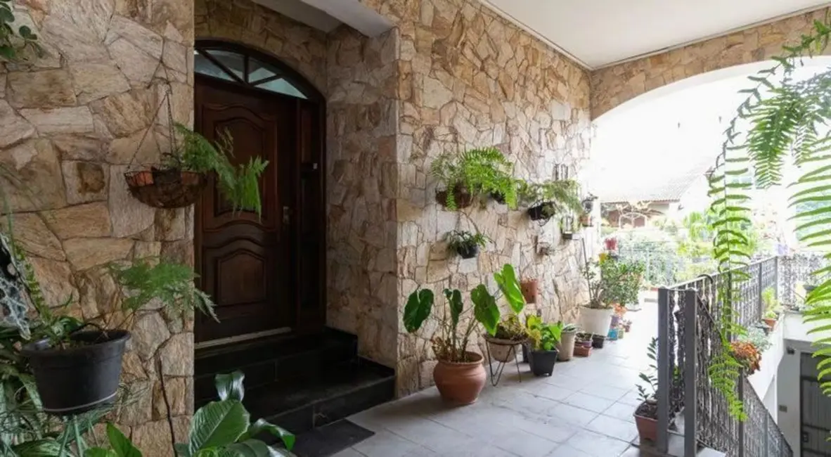 Foto 2 de Sobrado com 3 quartos à venda, 340m2 em Vila Campesina, Osasco - SP