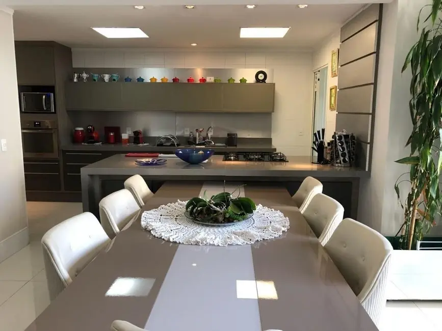 Apartamento com 3 quartos à venda, 172m2 em Tamboré, Santana De Parnaiba - SP - imagem 9 Foto 9 de Apartamento com 3 quartos à venda, 172m2 em Tamboré, Santana De Parnaiba - SP