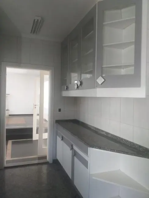 Casa de Condomínio com 3 quartos à venda, 350m2 em Alphaville Residencial Zero, Barueri - SP - imagem 9 Foto 9 de Casa de Condomínio com 3 quartos à venda, 350m2 em Alphaville Residencial Zero, Barueri - SP