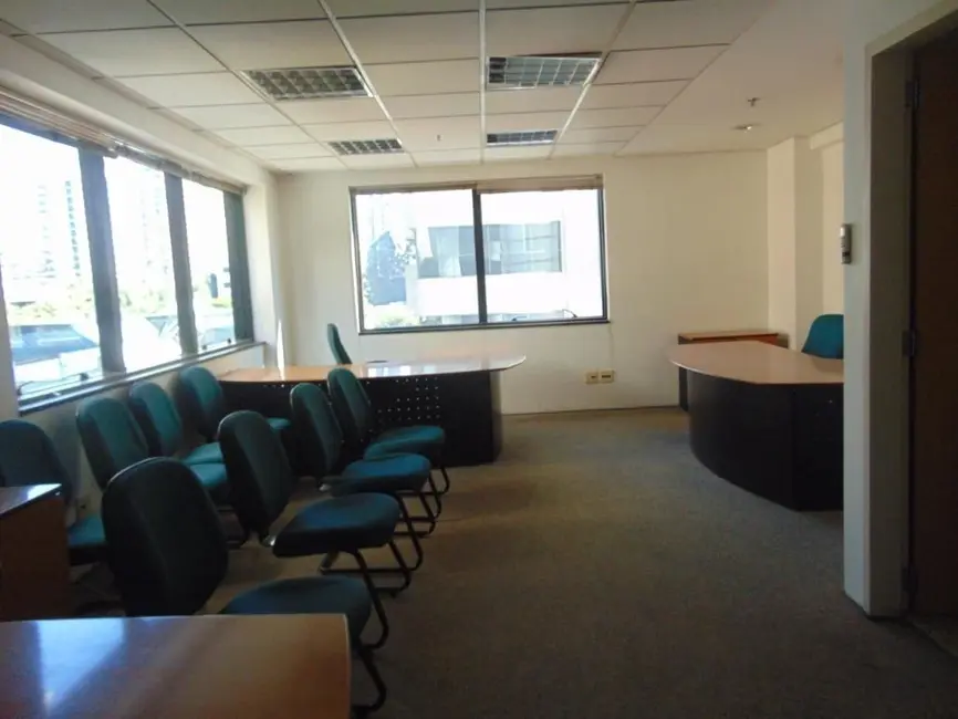 Foto 2 de Sala Comercial com 1 quarto para alugar, 40m2 em Alphaville Industrial, Barueri - SP