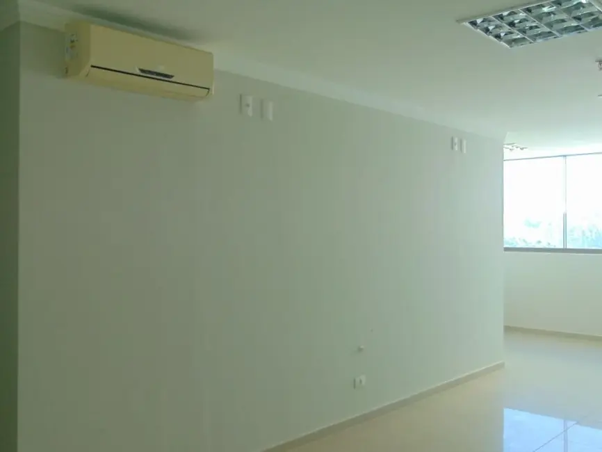 Foto 2 de Sala Comercial para alugar, 42m2 em Barueri - SP